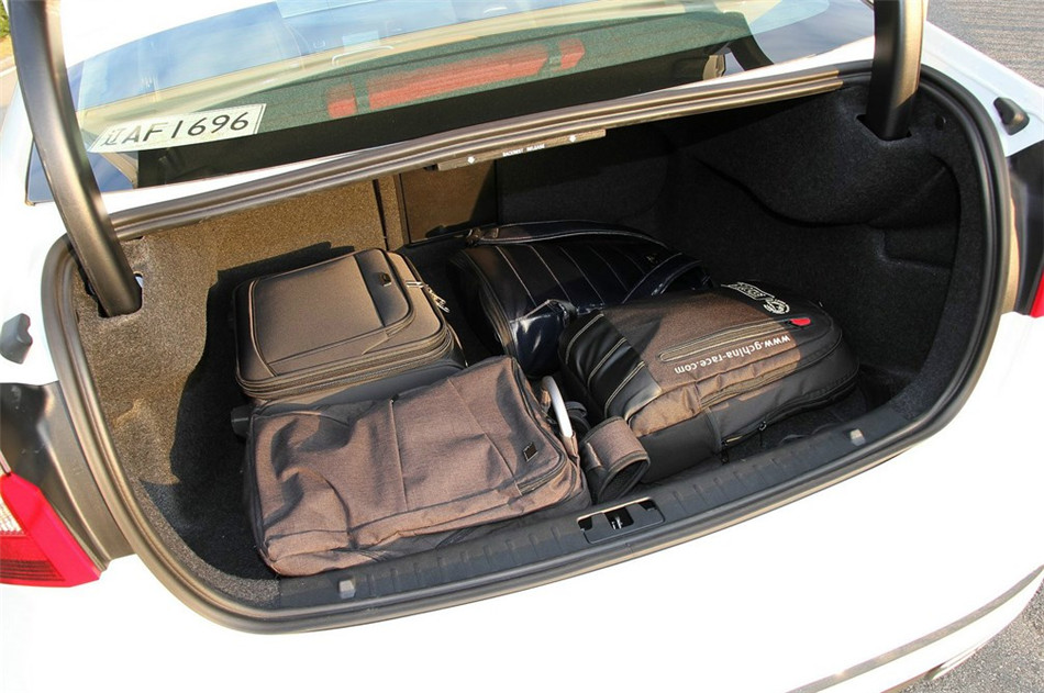 2014ֶS60L 2.0TԶT5Ԧ