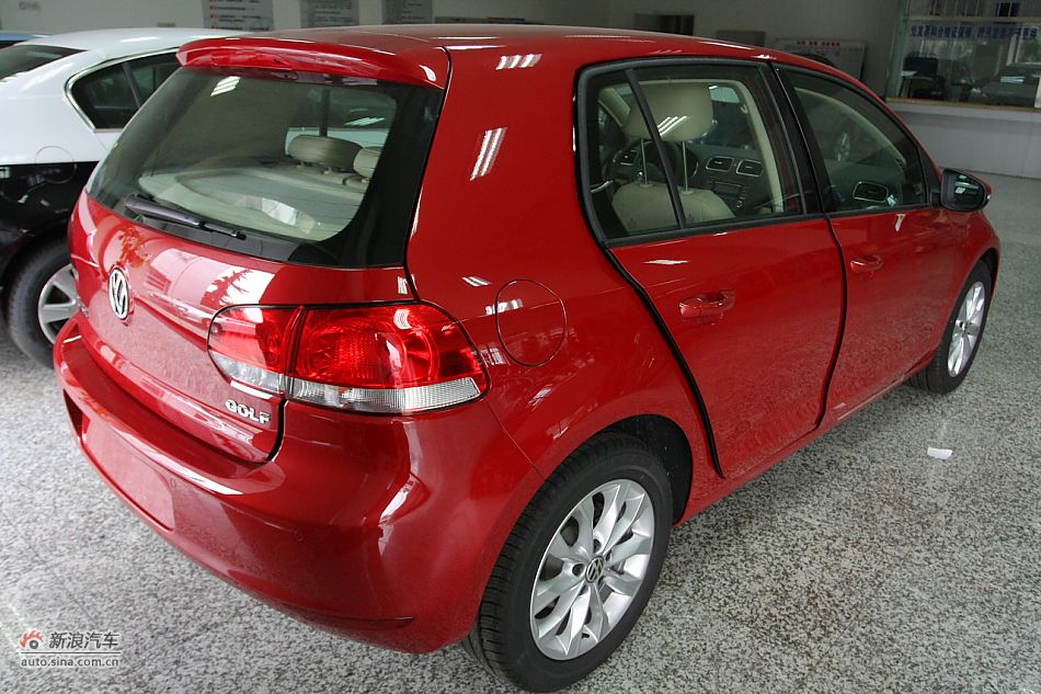 2010款高尔夫1.6L手动舒适型