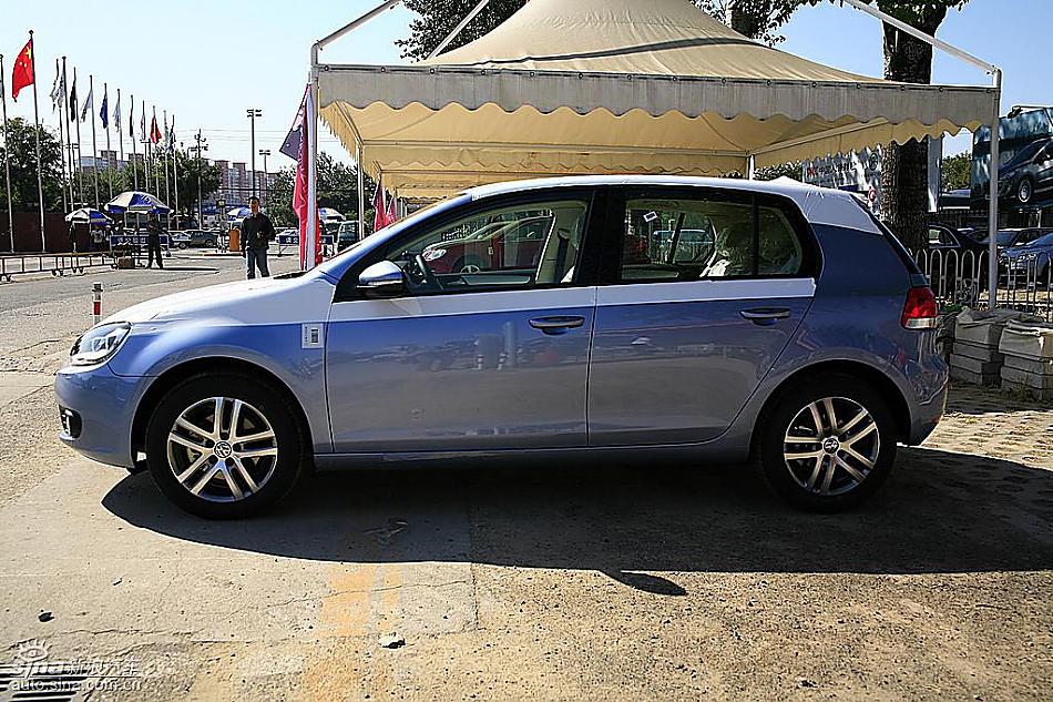 一汽大众全新高尔夫6到店实拍