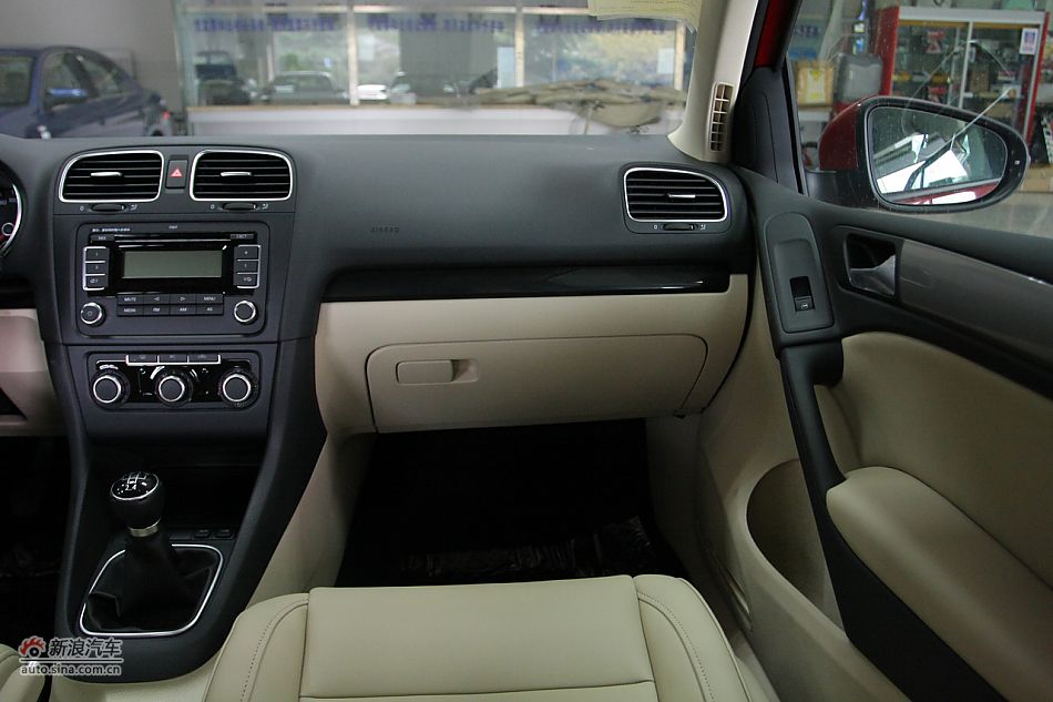 2010款高尔夫1.6L手动舒适型