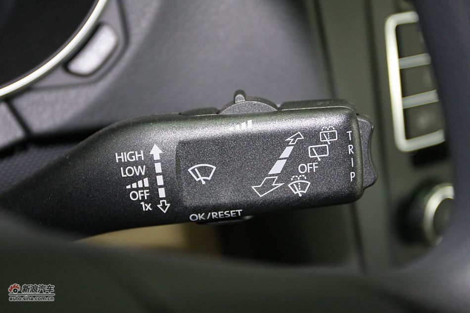 2010款高尔夫1.6L手动舒适型