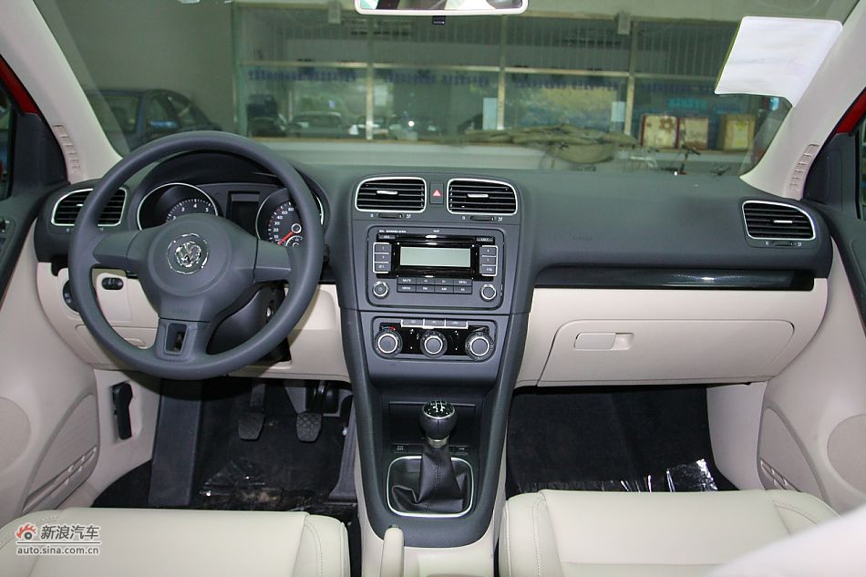 2010款高尔夫1.6L手动舒适型