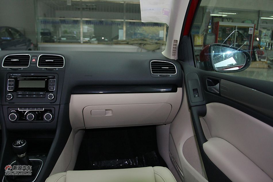 2010款高尔夫1.6L手动舒适型