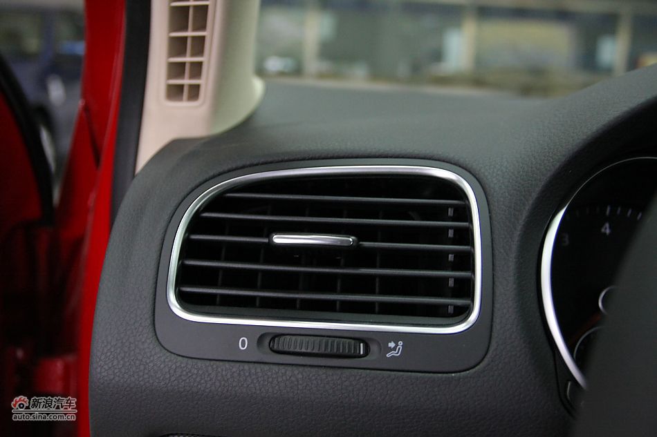 2010款高尔夫1.6L手动舒适型