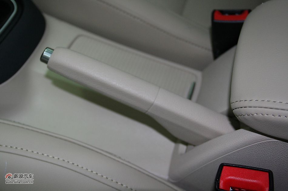 2010款高尔夫1.6L手动舒适型