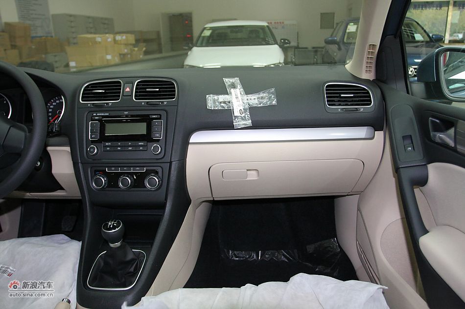 2010款高尔夫1.4T手动舒适型