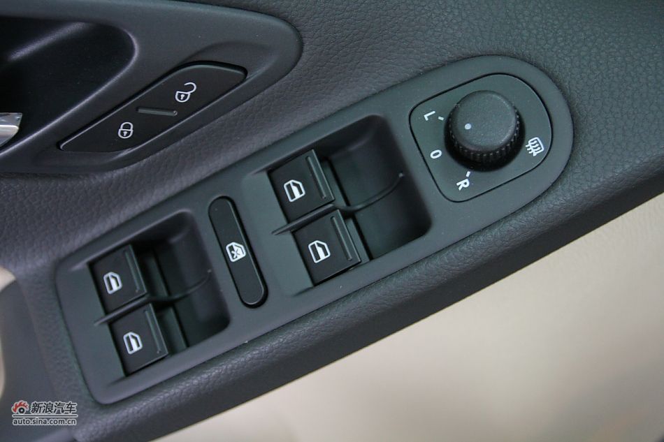 2010款高尔夫1.4T手动舒适型