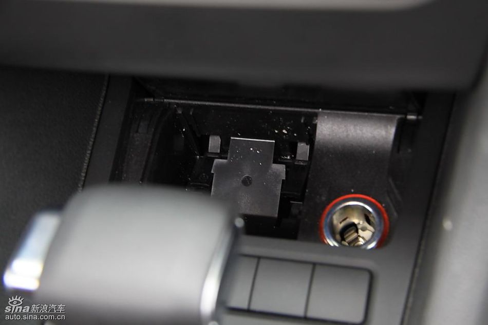 一汽大众新高尔夫内饰实拍图