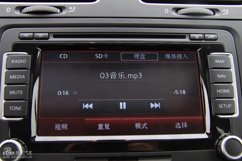 一汽大众新高尔夫内饰实拍图