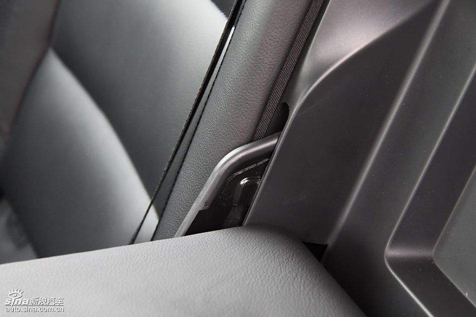 一汽大众新高尔夫内饰实拍图