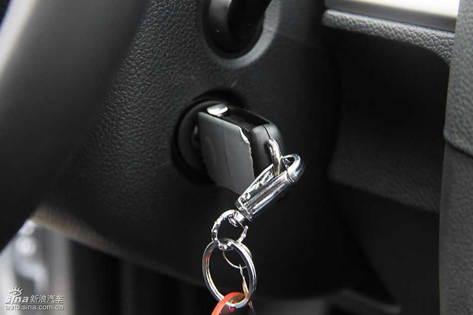 一汽大众新高尔夫内饰实拍图