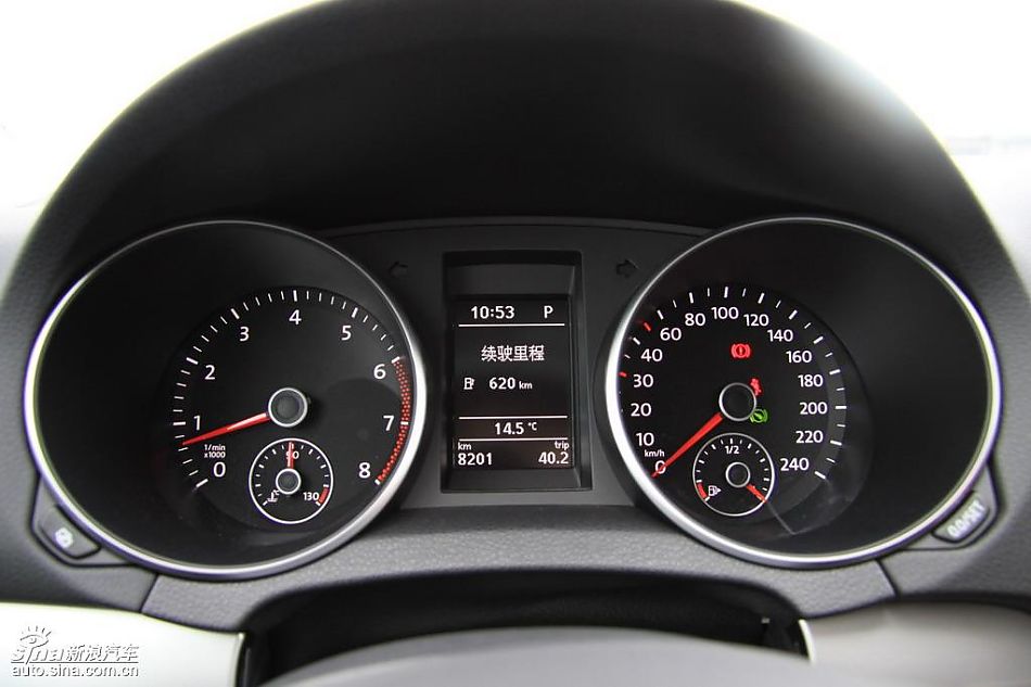 一汽大众新高尔夫内饰实拍图