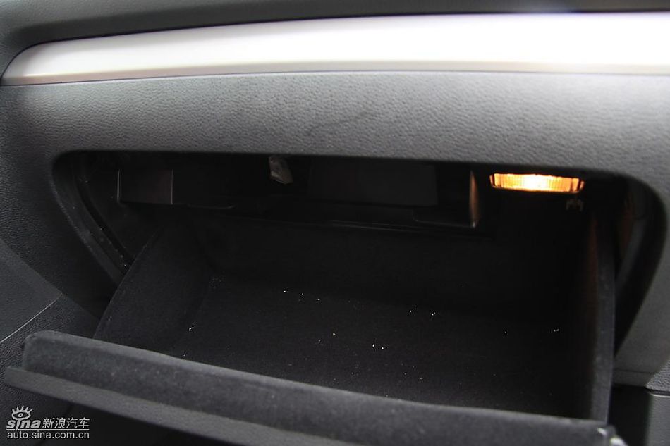 一汽大众新高尔夫内饰实拍图