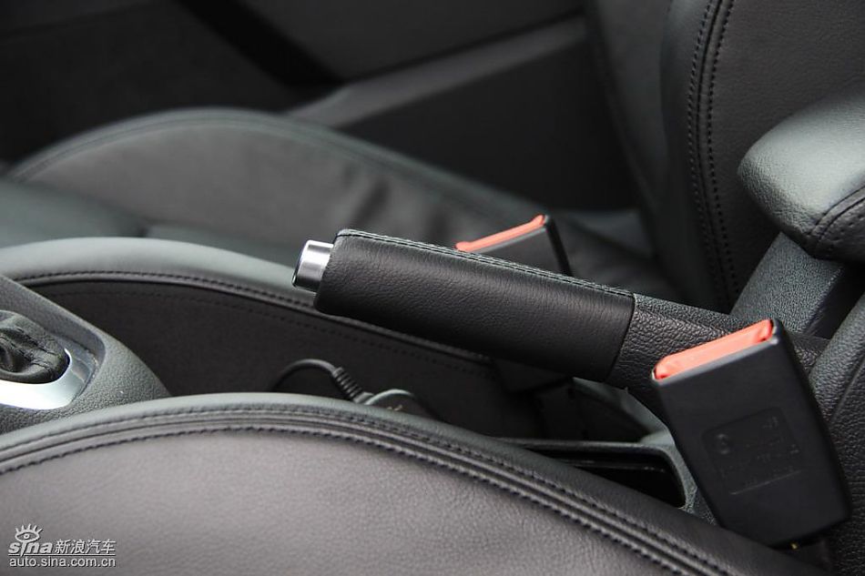 一汽大众新高尔夫内饰实拍图