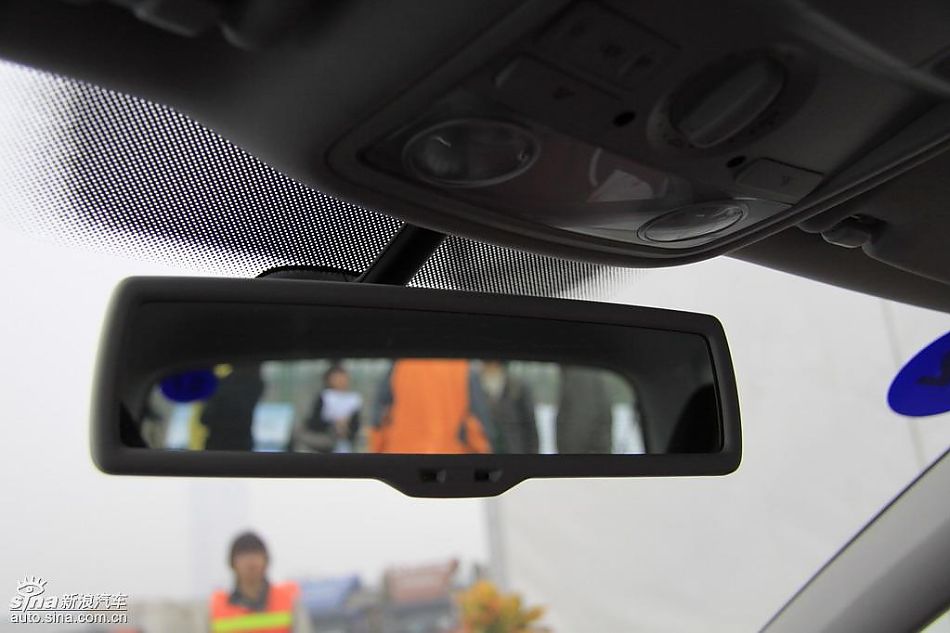 一汽大众新高尔夫内饰实拍图