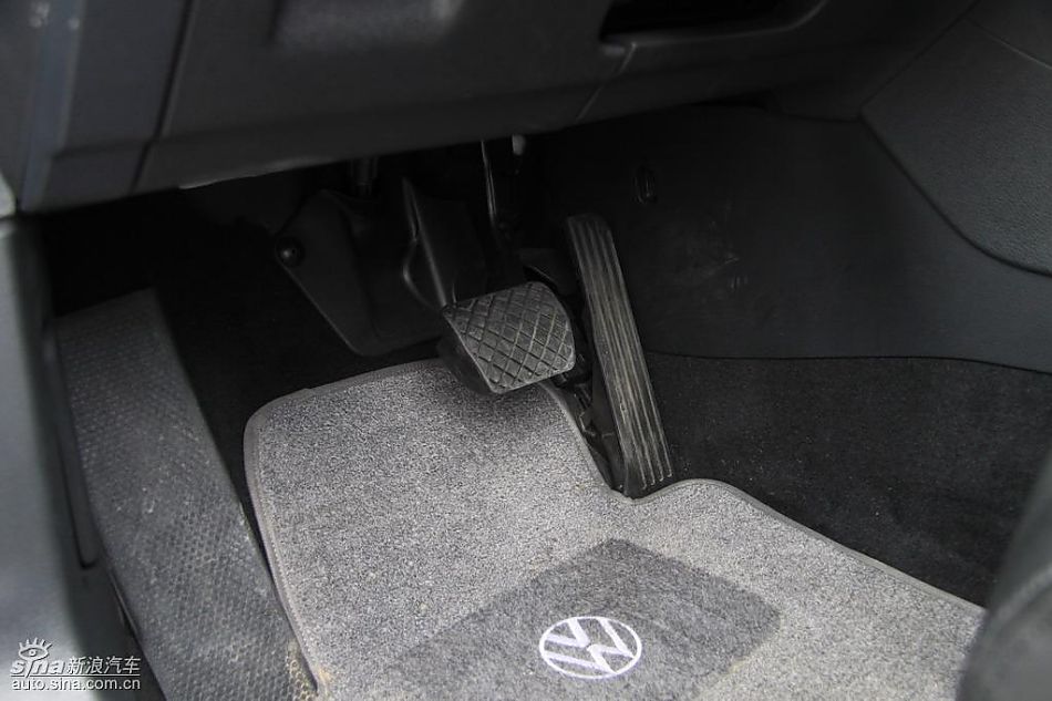 一汽大众新高尔夫内饰实拍图