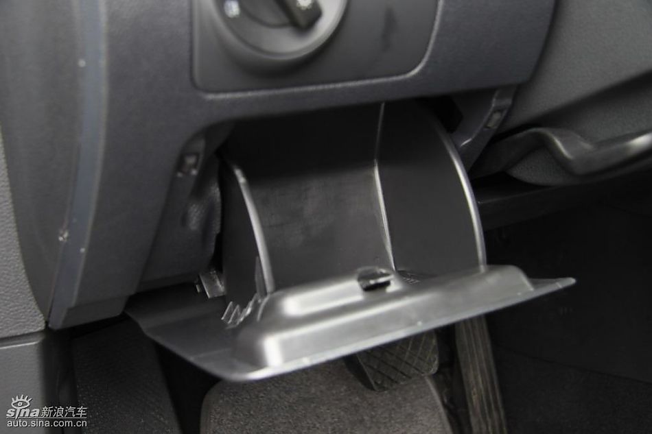 一汽大众新高尔夫内饰实拍图