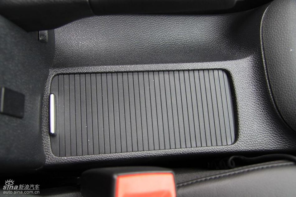 一汽大众新高尔夫内饰实拍图