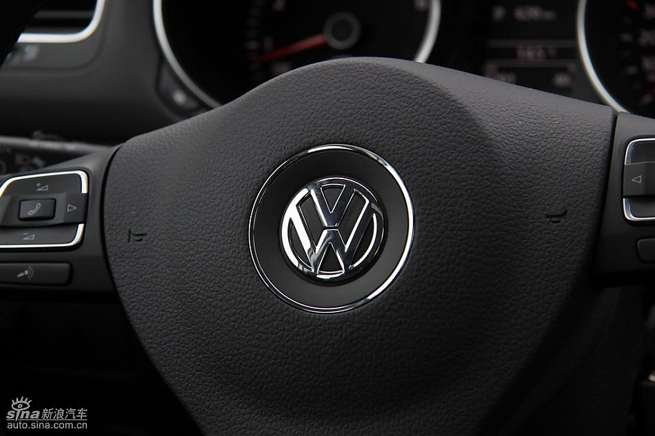 一汽大众新高尔夫内饰实拍图