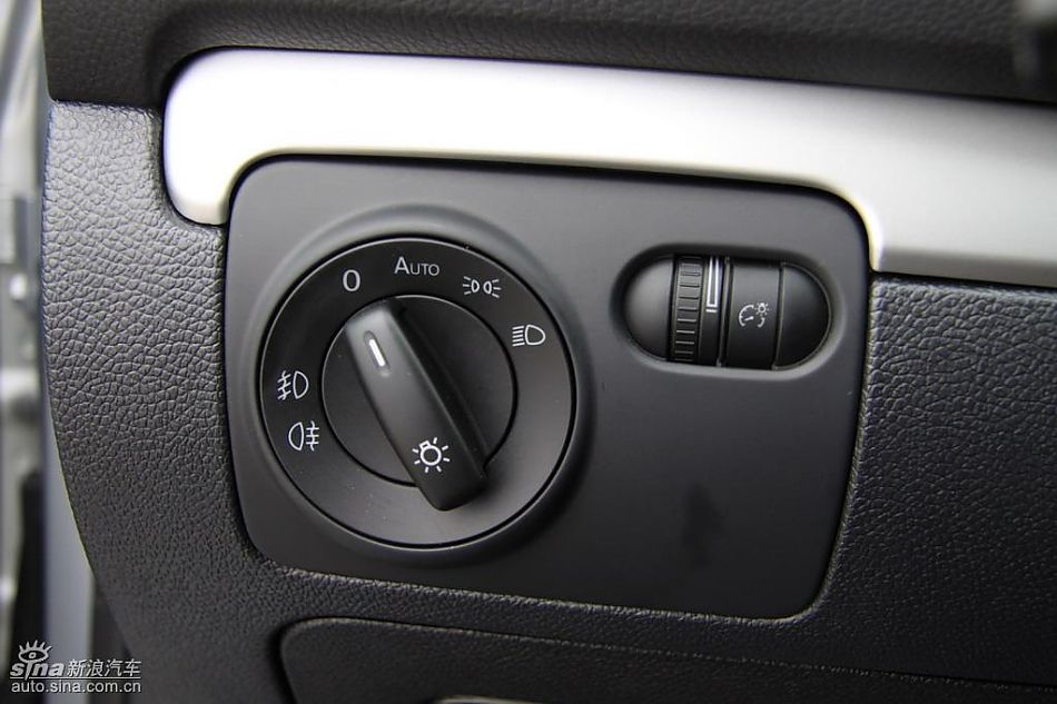 一汽大众新高尔夫内饰实拍图