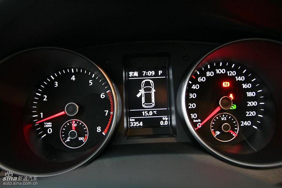 第六代高尔夫内饰及细节