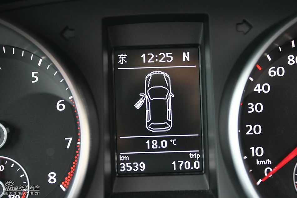 第六代高尔夫内饰及细节