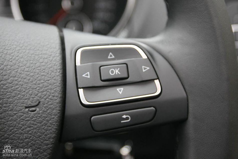 第六代高尔夫内饰及细节