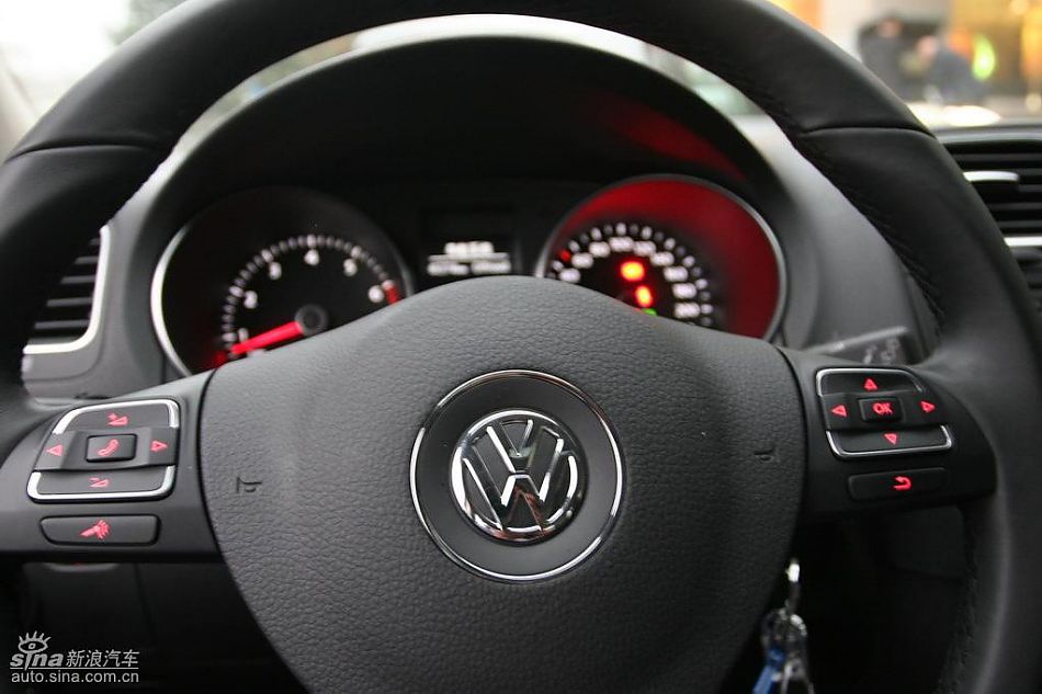 第六代高尔夫内饰及细节