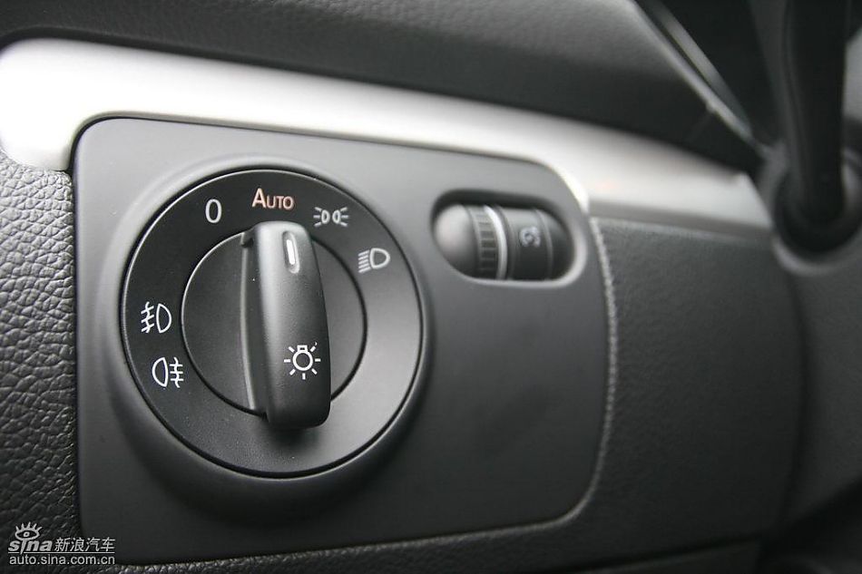 第六代高尔夫内饰及细节