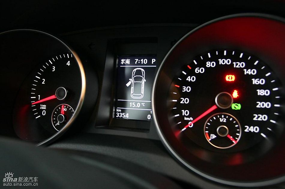 第六代高尔夫内饰及细节