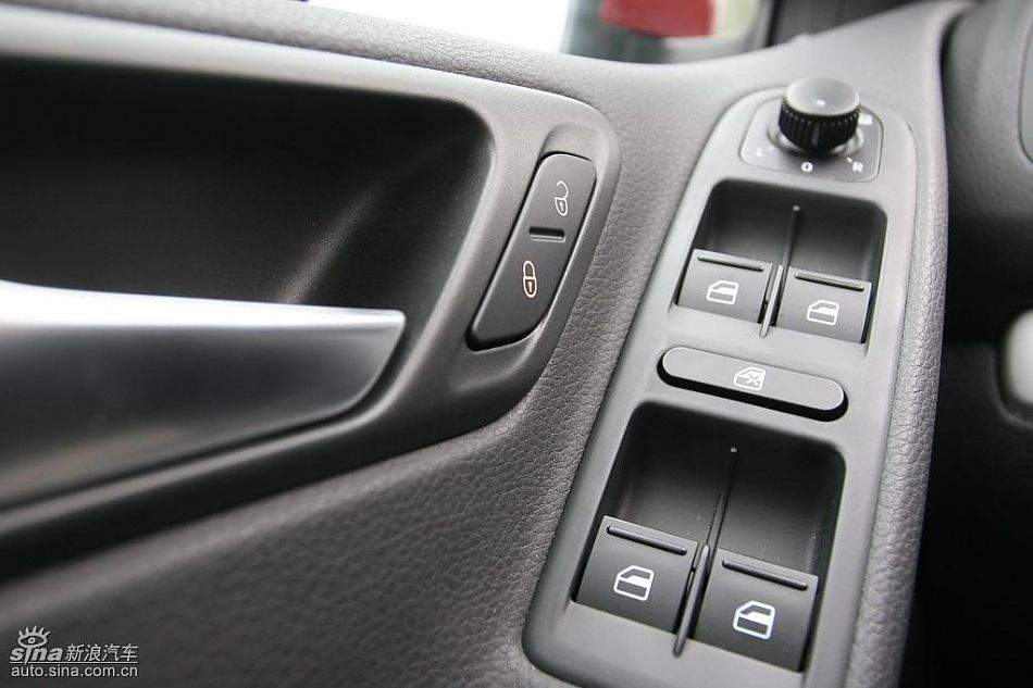 第六代高尔夫内饰及细节