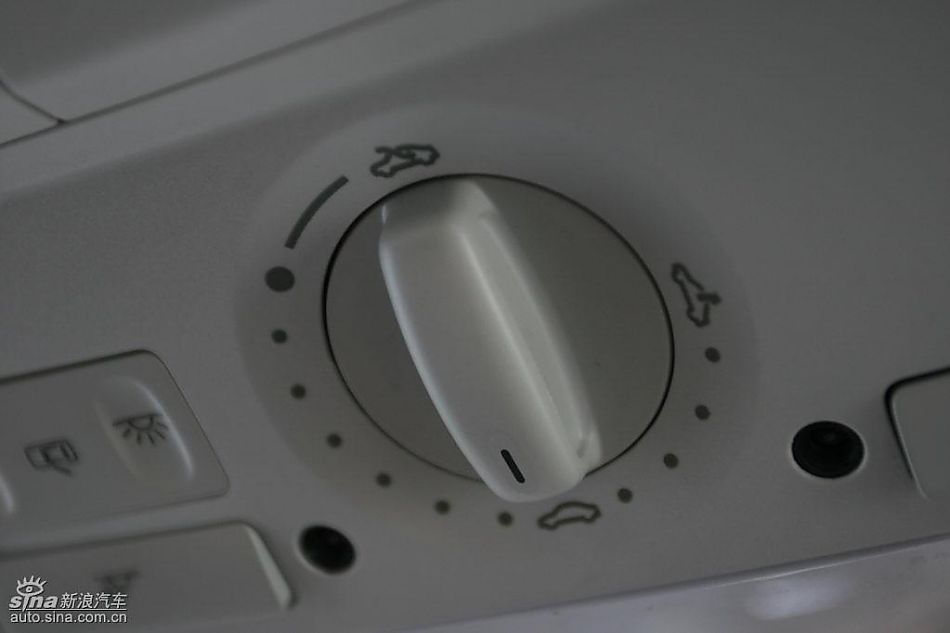 第六代高尔夫内饰及细节