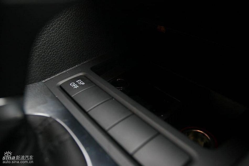 第六代高尔夫内饰及细节