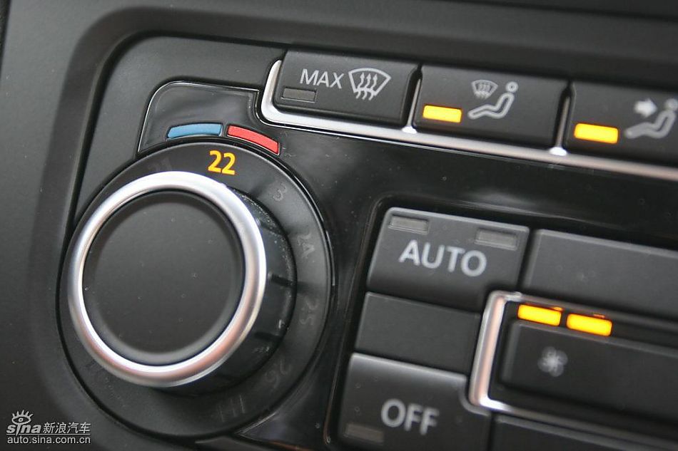 第六代高尔夫内饰及细节