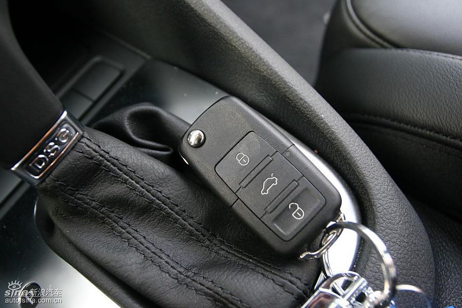 第六代高尔夫内饰及细节