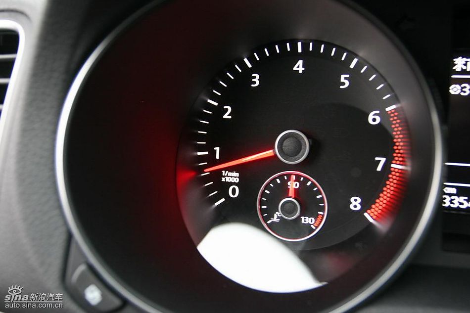 第六代高尔夫内饰及细节