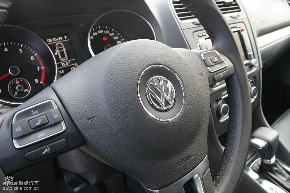 第六代高尔夫内饰及细节