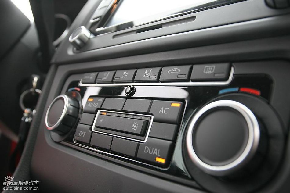 第六代高尔夫内饰及细节