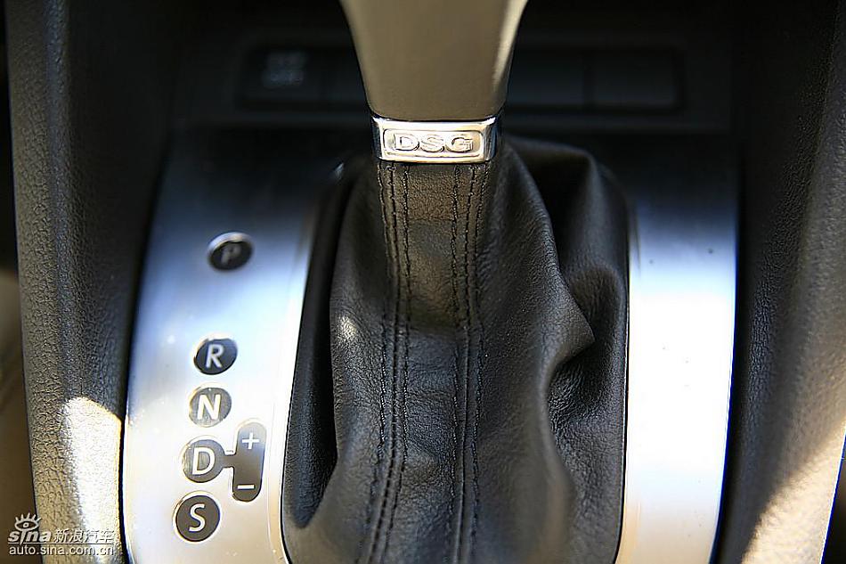 一汽大众全新高尔夫6到店实拍