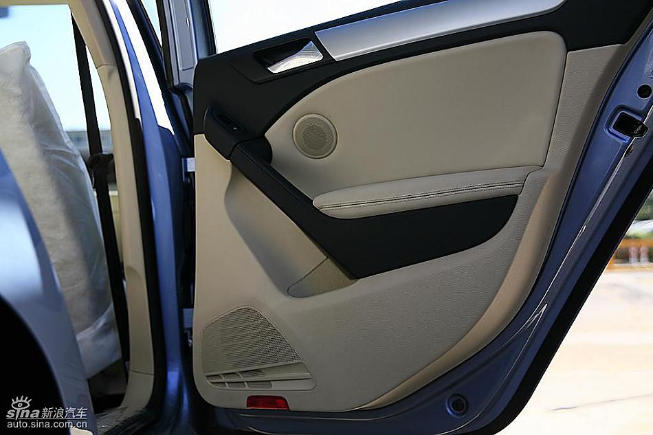 一汽大众全新高尔夫6到店实拍