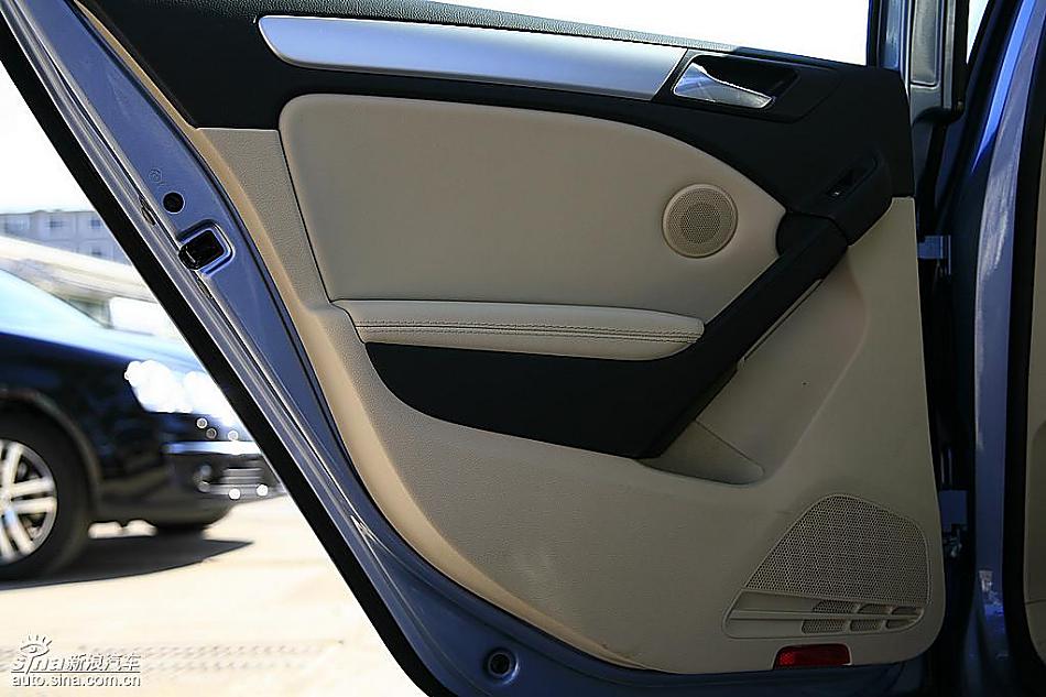 一汽大众全新高尔夫6到店实拍