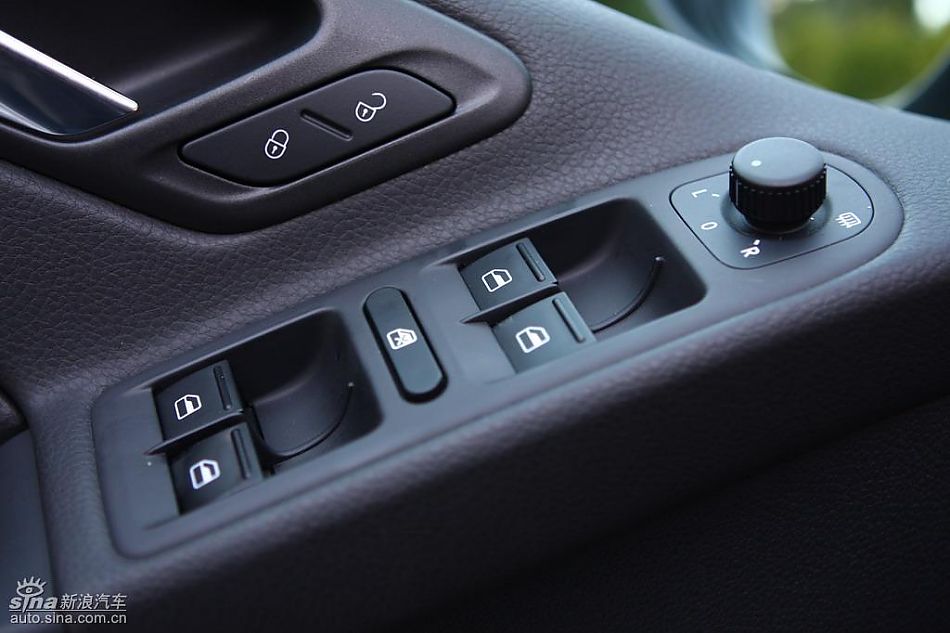 一汽大众全新高尔夫6实拍图内饰