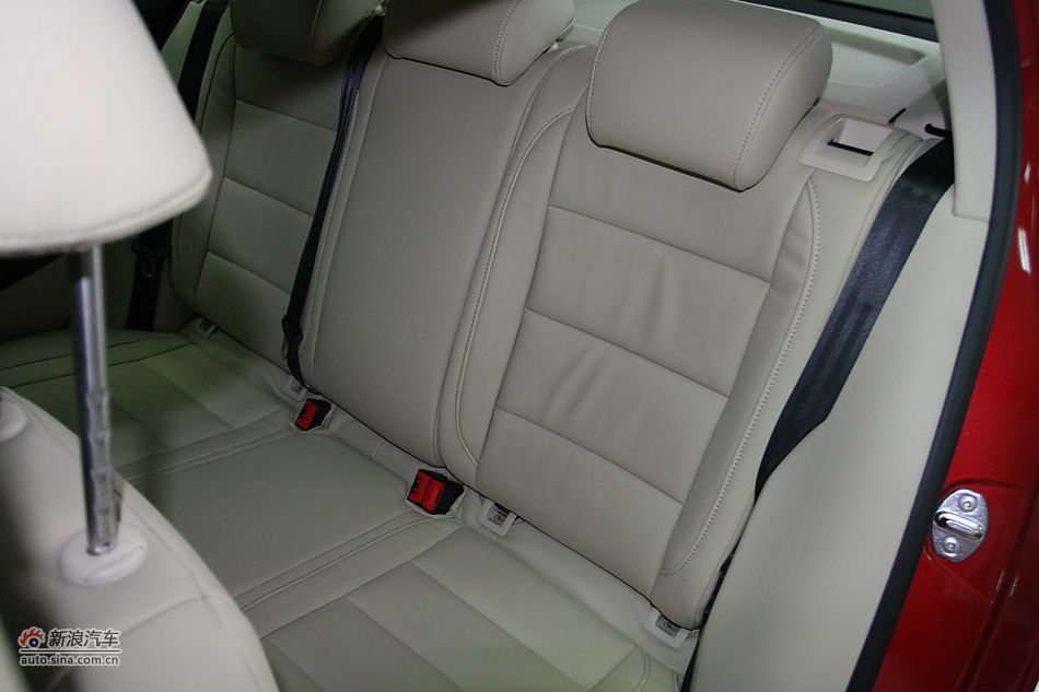 2010款高尔夫1.6L手动舒适型