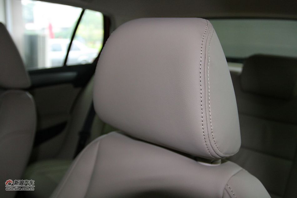 2010款高尔夫1.6L手动舒适型