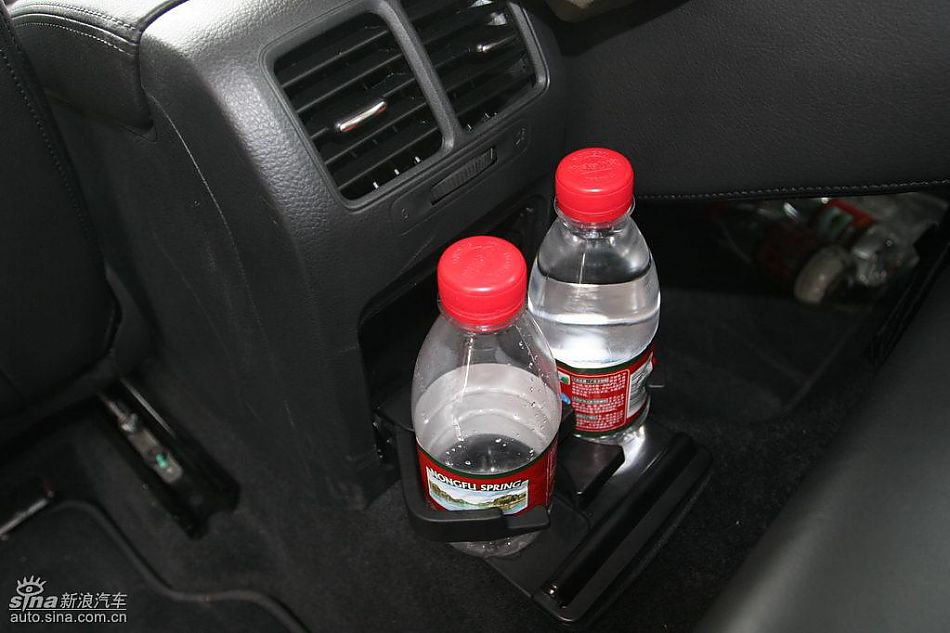 第六代高尔夫内饰及细节