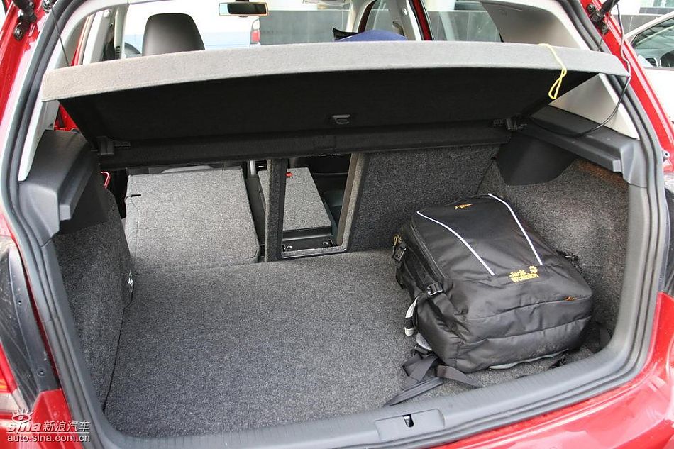 第六代高尔夫内饰及细节