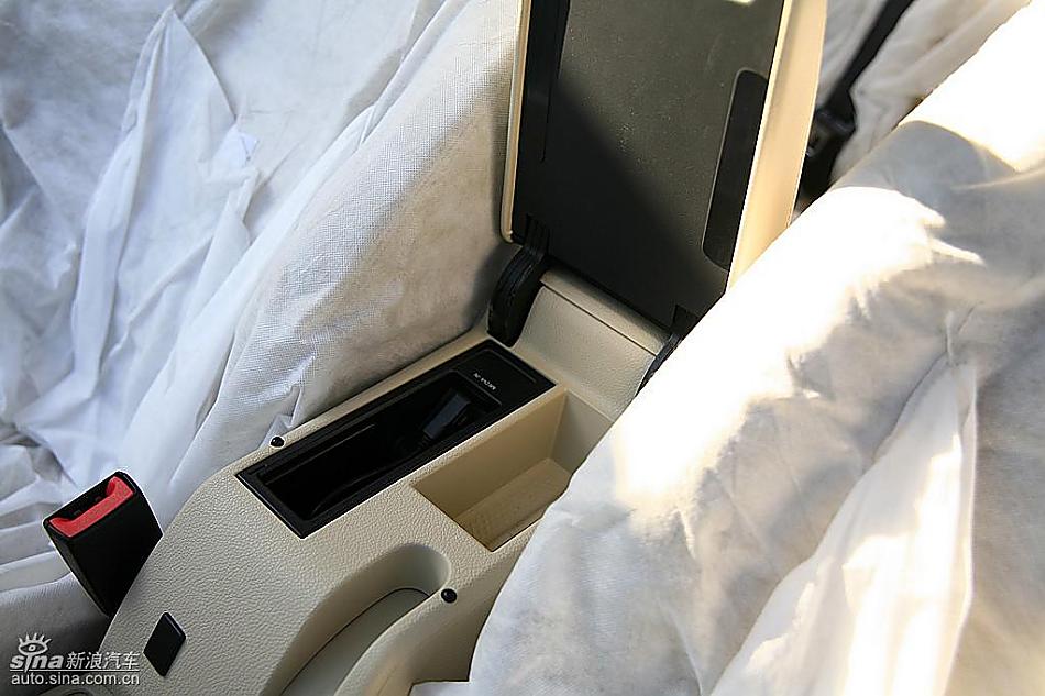 一汽大众全新高尔夫6到店实拍