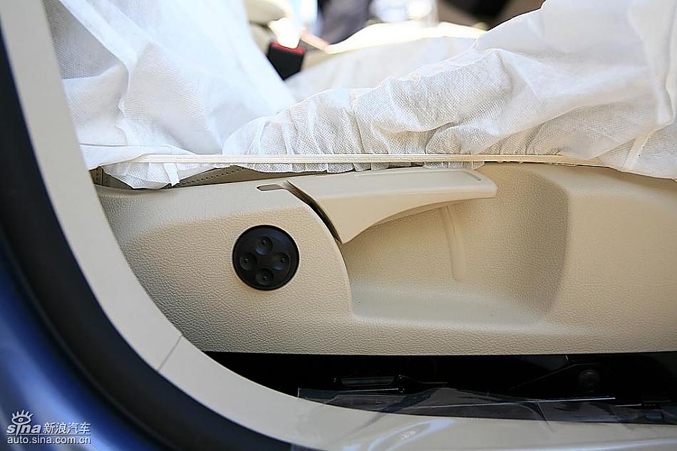 一汽大众全新高尔夫6到店实拍