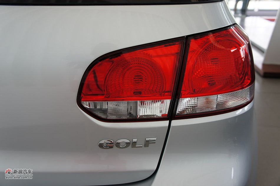 2011款高尔夫1.6手动时尚型