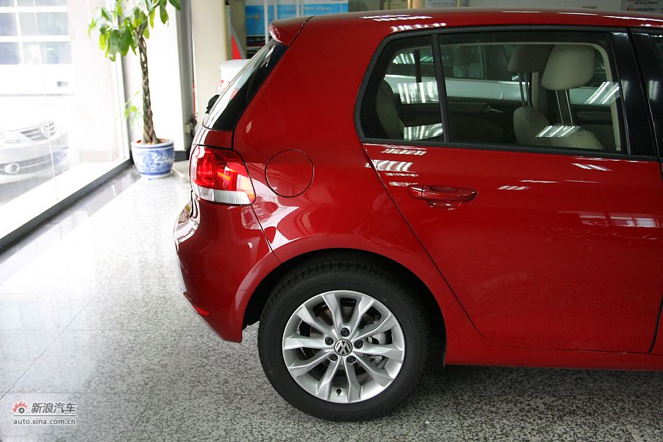 2010款高尔夫1.6L手动舒适型